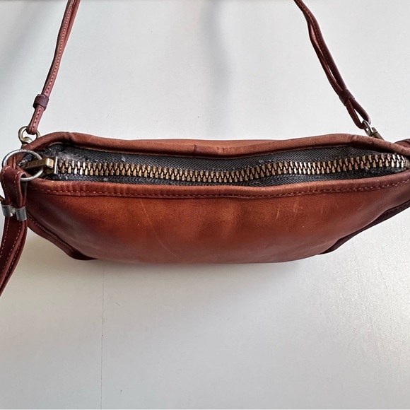 Coach Vintage Basic Clutch Bag British Tan Zipper Needs Repair - Picture 2 of 9